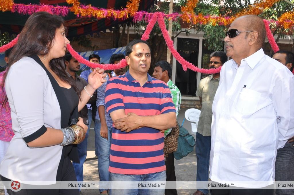 Namitha New Movie Opening - Pictures | Picture 122381